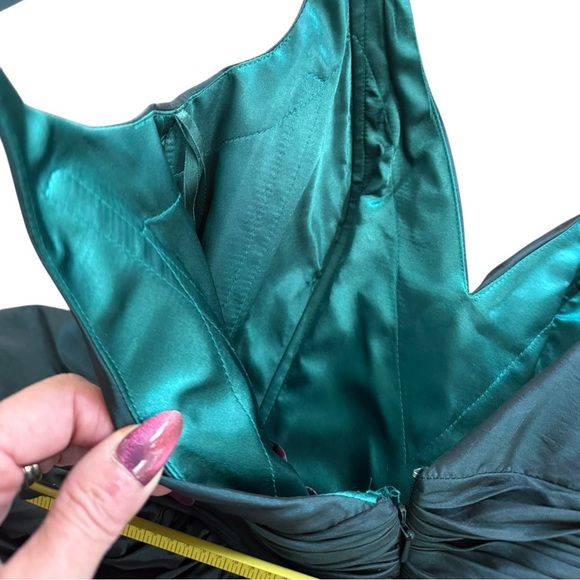 Mac Duggal Women’s Teal Green Ball Gown Prom Dress NWT Size 4 Size Small Formal - Picture 9 of 17